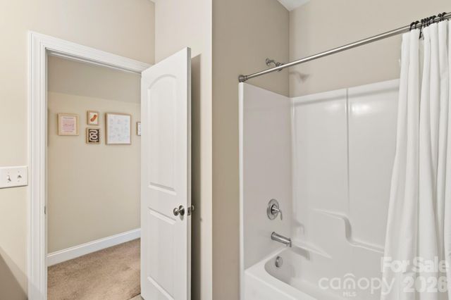 7544 Fairway Villa Circle, Denver, NC 28037