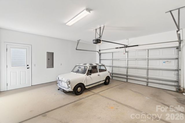 7544 Fairway Villa Circle, Denver, NC 28037