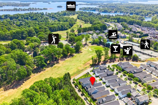 7544 Fairway Villa Circle, Denver, NC 28037