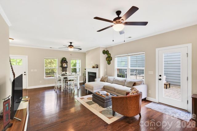 7544 Fairway Villa Circle, Denver, NC 28037