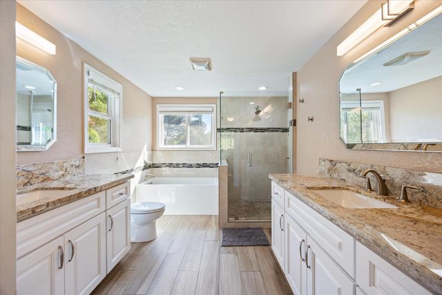 7911 Logan Ln, Penryn, CA 95663