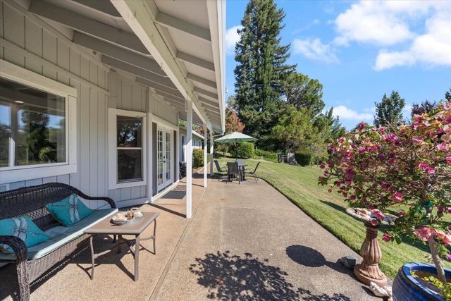 7911 Logan Ln, Penryn, CA 95663