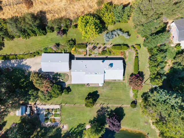 7911 Logan Ln, Penryn, CA 95663