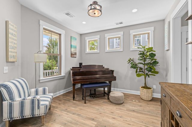 2199 Kemmerlin Street, Johns Island, SC 29455