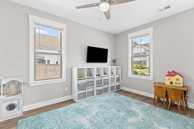 2199 Kemmerlin Street, Johns Island, SC 29455