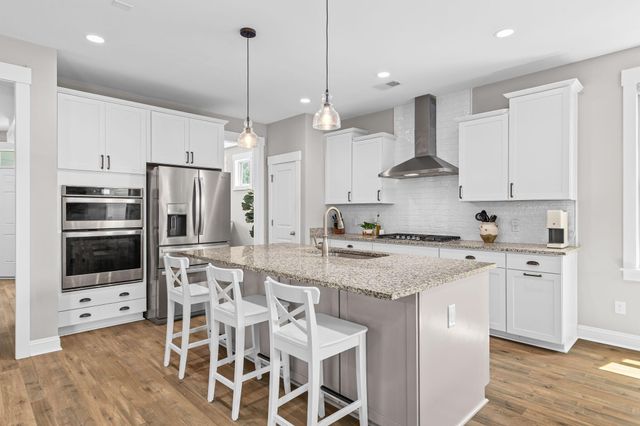 2199 Kemmerlin Street, Johns Island, SC 29455