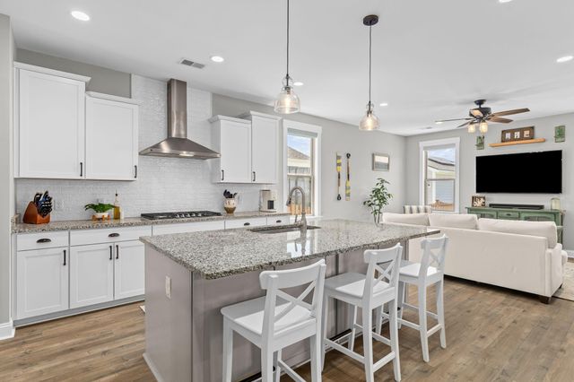 2199 Kemmerlin Street, Johns Island, SC 29455