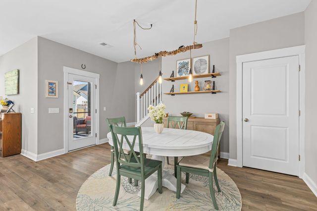 2199 Kemmerlin Street, Johns Island, SC 29455
