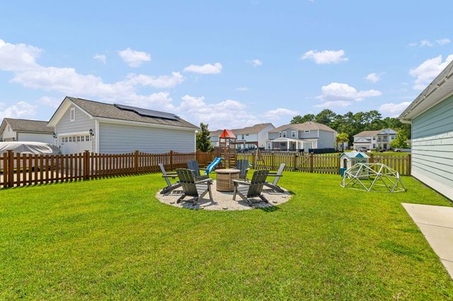 2199 Kemmerlin Street, Johns Island, SC 29455