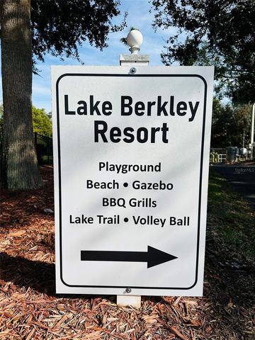 1049 LAKE BERKLEY DRIVE, Kissimmee, FL 34746