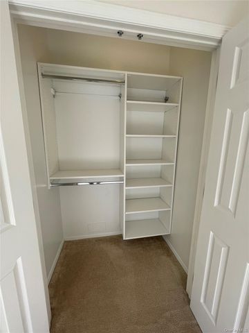 75 Jacqueline Way, North Babylon, NY 11703