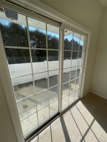 75 Jacqueline Way, North Babylon, NY 11703