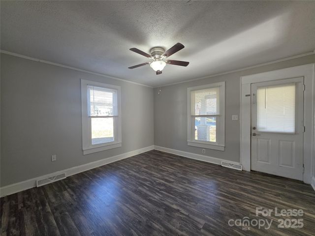 818 Margate Avenue, Kannapolis, NC 28081