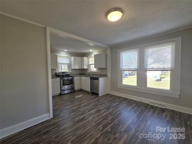 818 Margate Avenue, Kannapolis, NC 28081