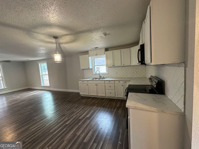 60 Edwards Street, Griffin, GA 30223