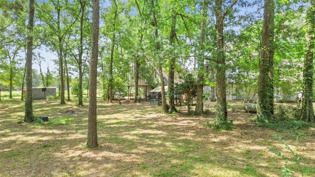 1216 N Walker Road, Cleveland, TX 77328