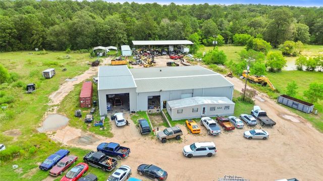 1216 N Walker Road, Cleveland, TX 77328