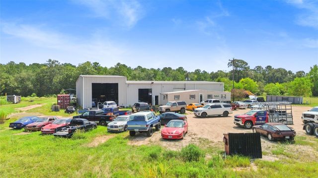 1216 N Walker Road, Cleveland, TX 77328