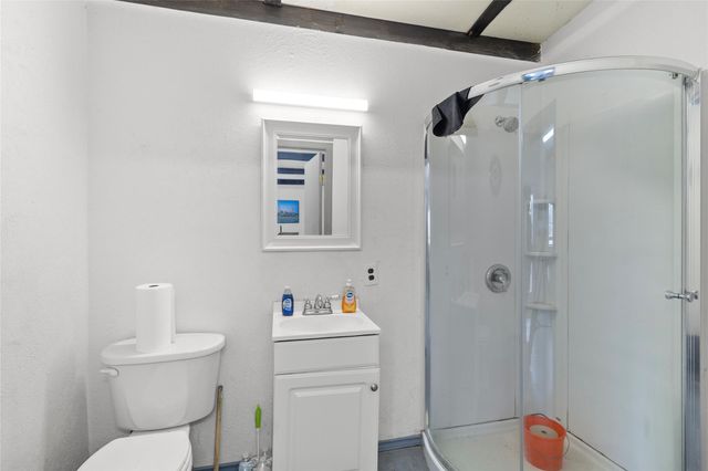 1216 N Walker Road, Cleveland, TX 77328