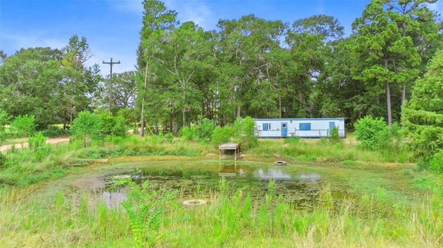 1216 N Walker Road, Cleveland, TX 77328