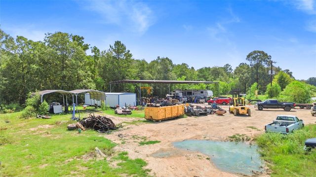 1216 N Walker Road, Cleveland, TX 77328