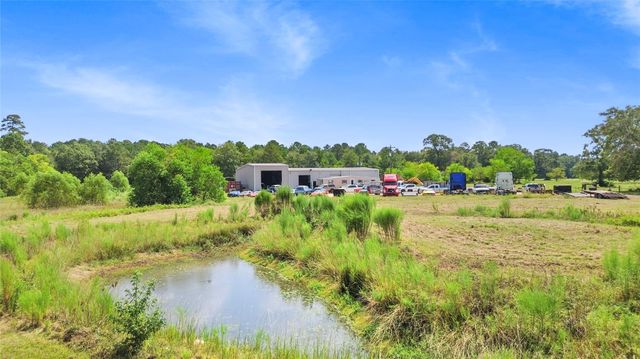 1216 N Walker Road, Cleveland, TX 77328