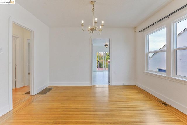 2920 76th AVE, Oakland, CA 94605