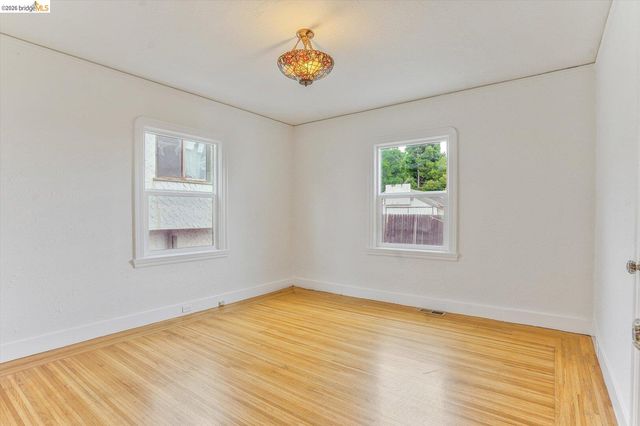 2920 76th AVE, Oakland, CA 94605