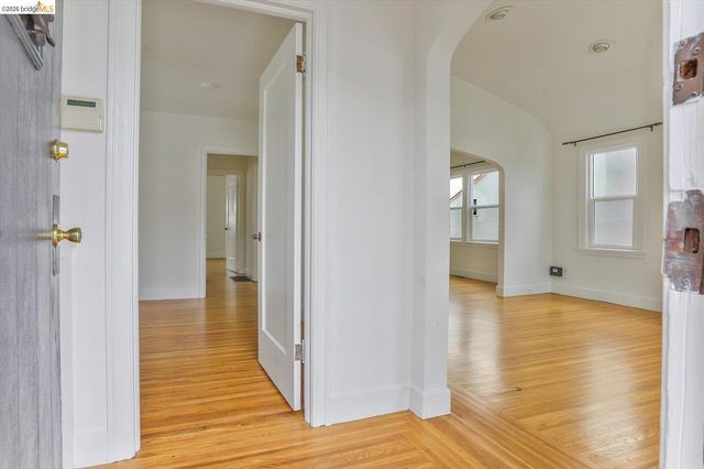 2920 76th AVE, Oakland, CA 94605
