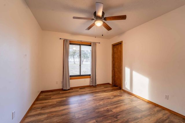 902 Foxwood Drive, Nixa, MO 65714