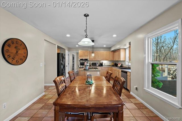 18320 Walnut Lane, Unadilla Township, MI 48137