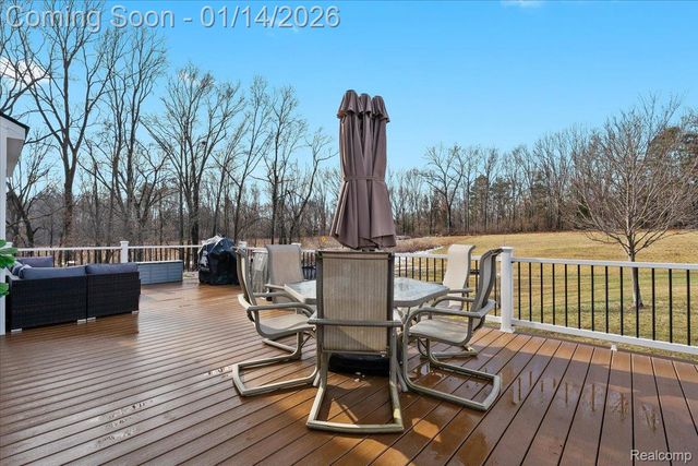 18320 Walnut Lane, Unadilla Township, MI 48137