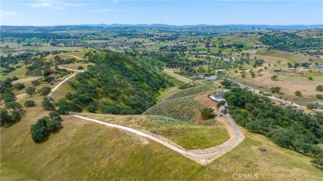 5530 El Pharo, Paso Robles, CA 93446