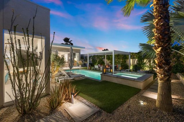 657 Dominion Way, Palm Springs, CA 92262