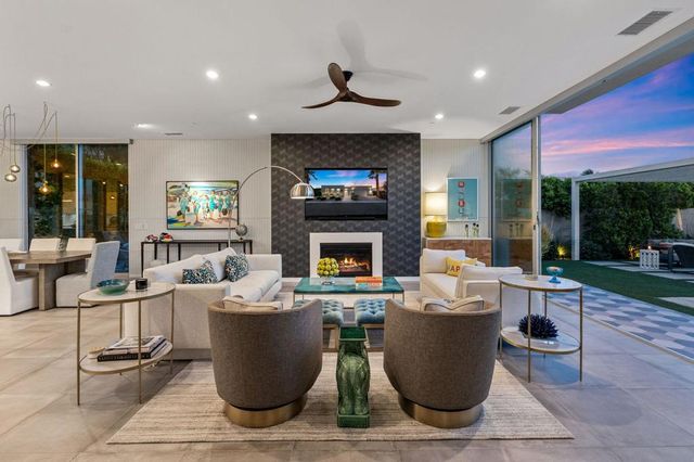 657 Dominion Way, Palm Springs, CA 92262