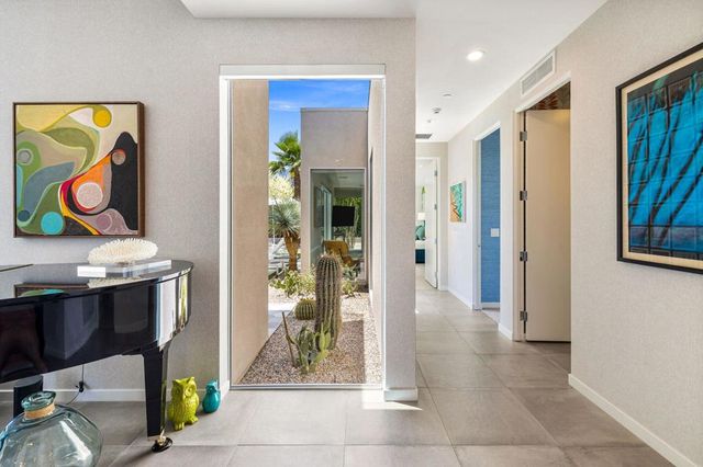 657 Dominion Way, Palm Springs, CA 92262