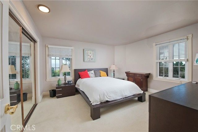 3155 Stone Oak Drive, Los Angeles, CA 90049