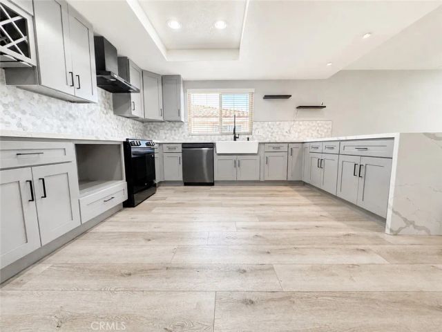 23662 Fair Weather, Canyon Lake, CA 92587