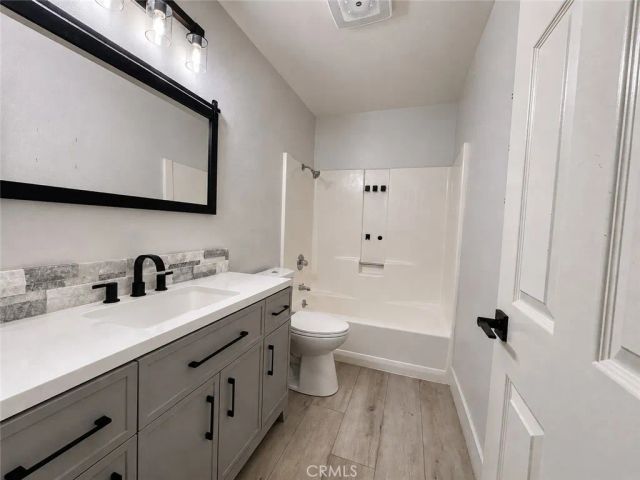 23662 Fair Weather, Canyon Lake, CA 92587