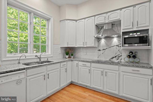 8609 TERRACE GARDEN WAY, Bethesda, MD 20814