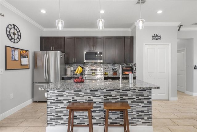 13657 SW 33RD CIRCLE, Ocala, FL 34473