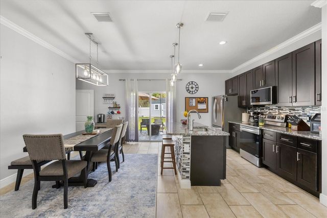 13657 SW 33RD CIRCLE, Ocala, FL 34473