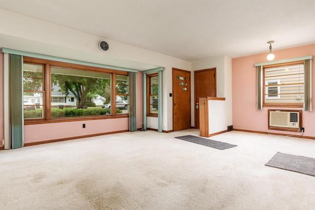 1538 Vernon Avenue, Beloit, WI 53511