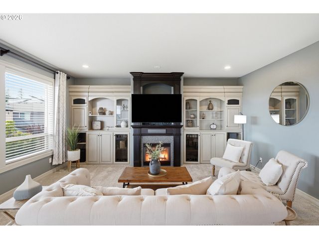 5237 Nw FERNRIDGE Dr, Camas, WA 98607