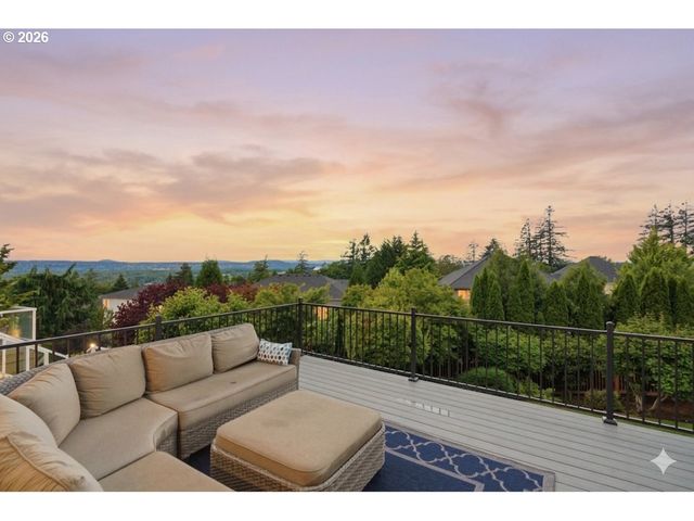 5237 Nw FERNRIDGE Dr, Camas, WA 98607