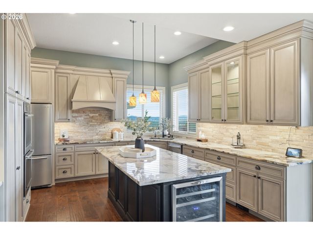 5237 Nw FERNRIDGE Dr, Camas, WA 98607
