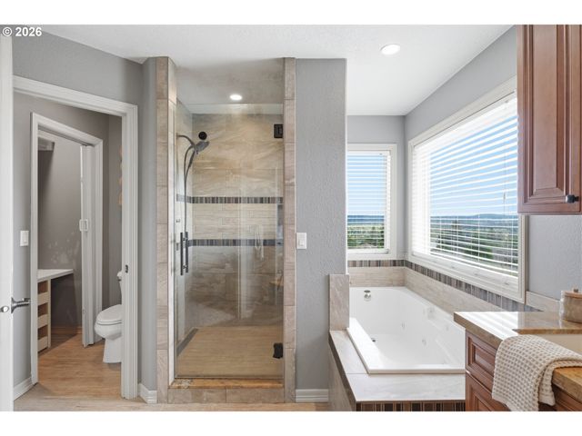 5237 Nw FERNRIDGE Dr, Camas, WA 98607