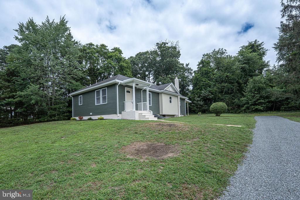 3 ELLIS AVE, Berlin, NJ 08009