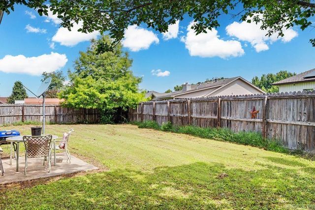 100 Meadowlark, Jacksonville, AR 72076