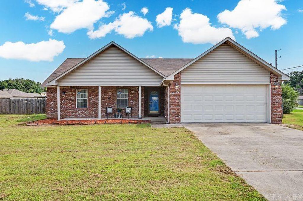 100 Meadowlark, Jacksonville, AR 72076